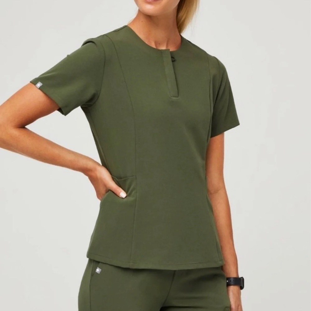 Figs Scrubs Dark Olive Bristol Scrub Top NWT